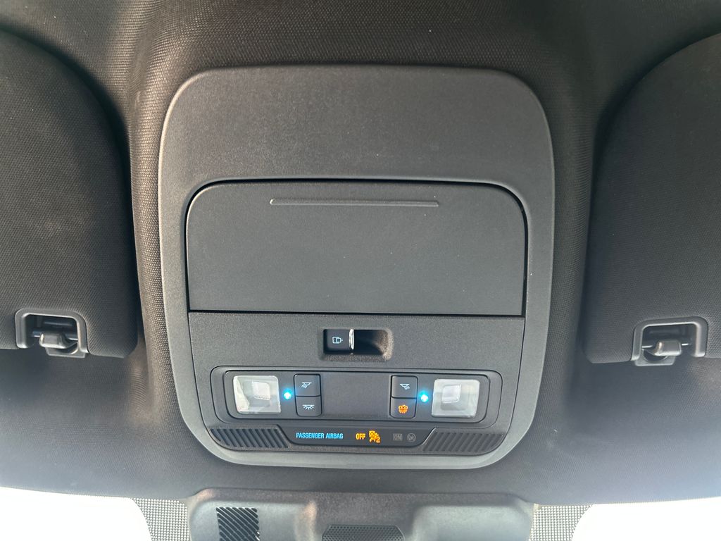 Used 2025 White Ford XLT image 19