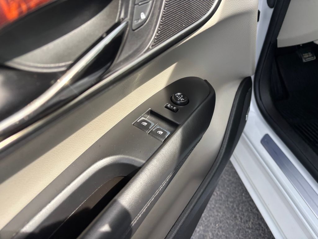 Used Car 2017 Cadillac Ats  2.0l Turbo Luxury For Sale Under $20,000 In Austin, Texas