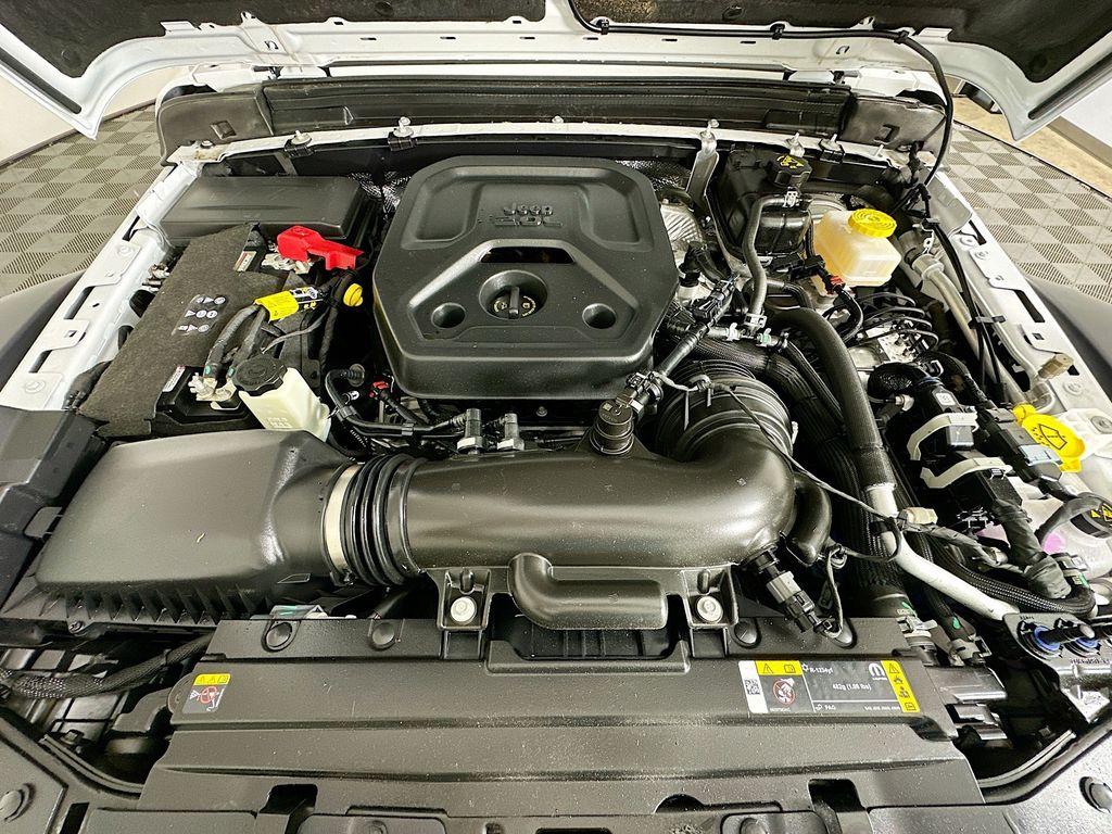 2025 Jeep Wrangler Rubicon 29