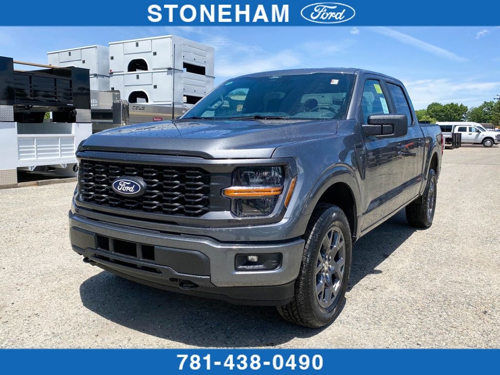 Carbonized Gray Metallic 2026 Ford F-150 Pickup Truck Four-Wheel Drive Automatic