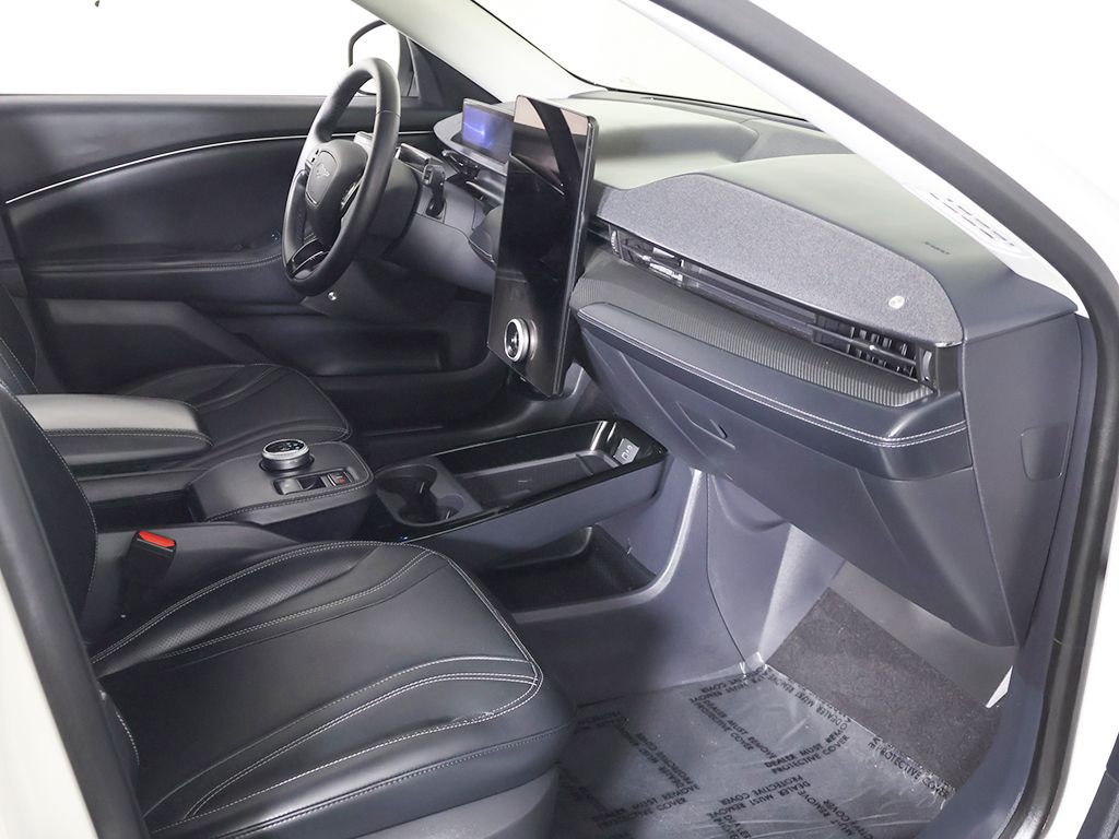 Used 2023 White Ford Premium image 27