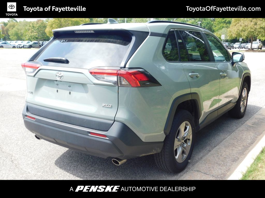 Thumbnail: 2023 Toyota RAV4 - 10