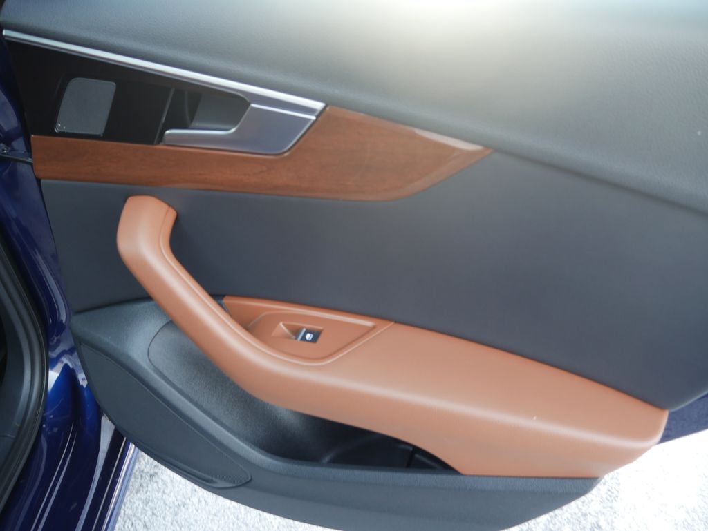 Thumbnail: 2023 Audi A4 - 31