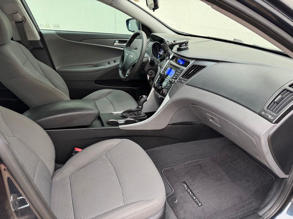 Used Car 2012 Hyundai Sonata  Gls For Sale Under $10,000 In Georgetown, Texas