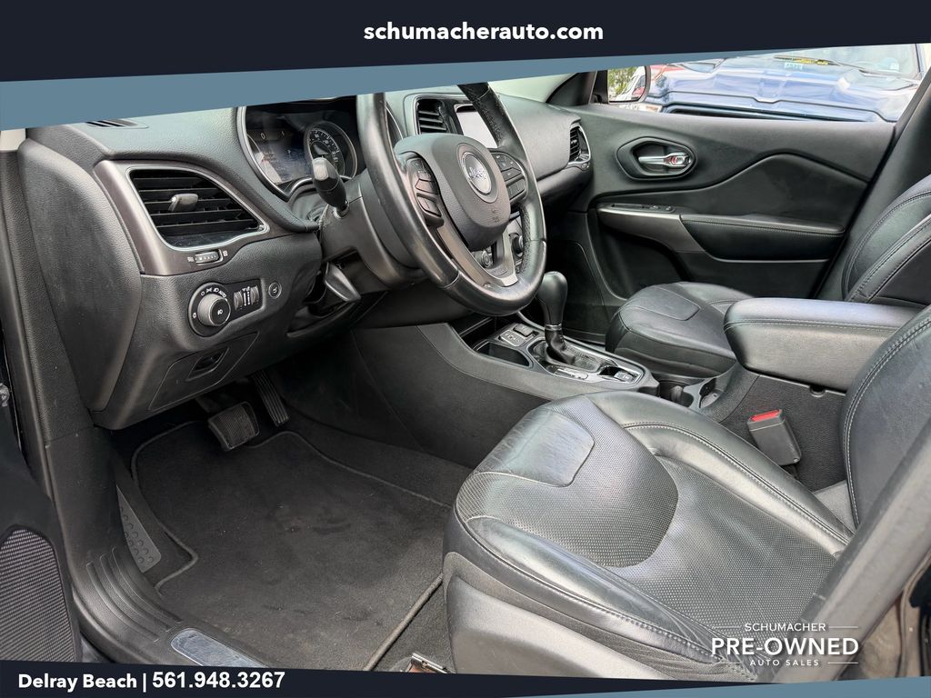 used 2019 Jeep Cherokee car, priced at $12,777
