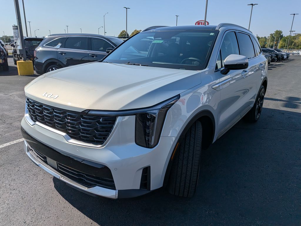 New 2026 White Kia EX image 3