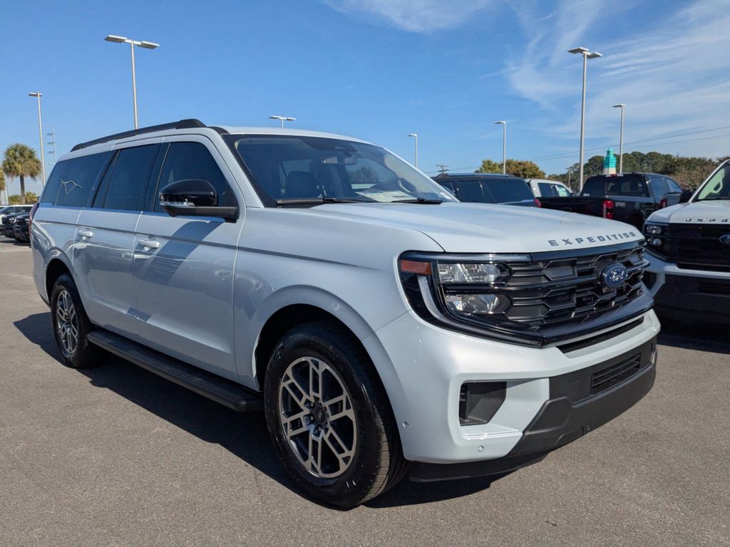 2025 Ford Expedition Active MAX