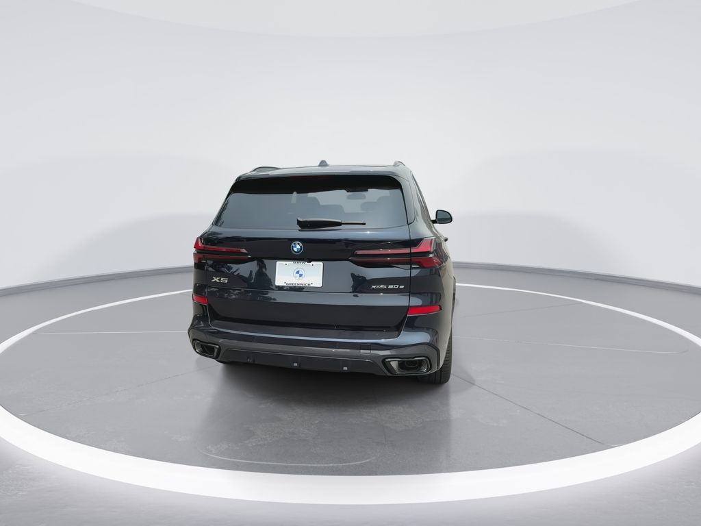 Thumbnail: 2026 BMW X5 - 7