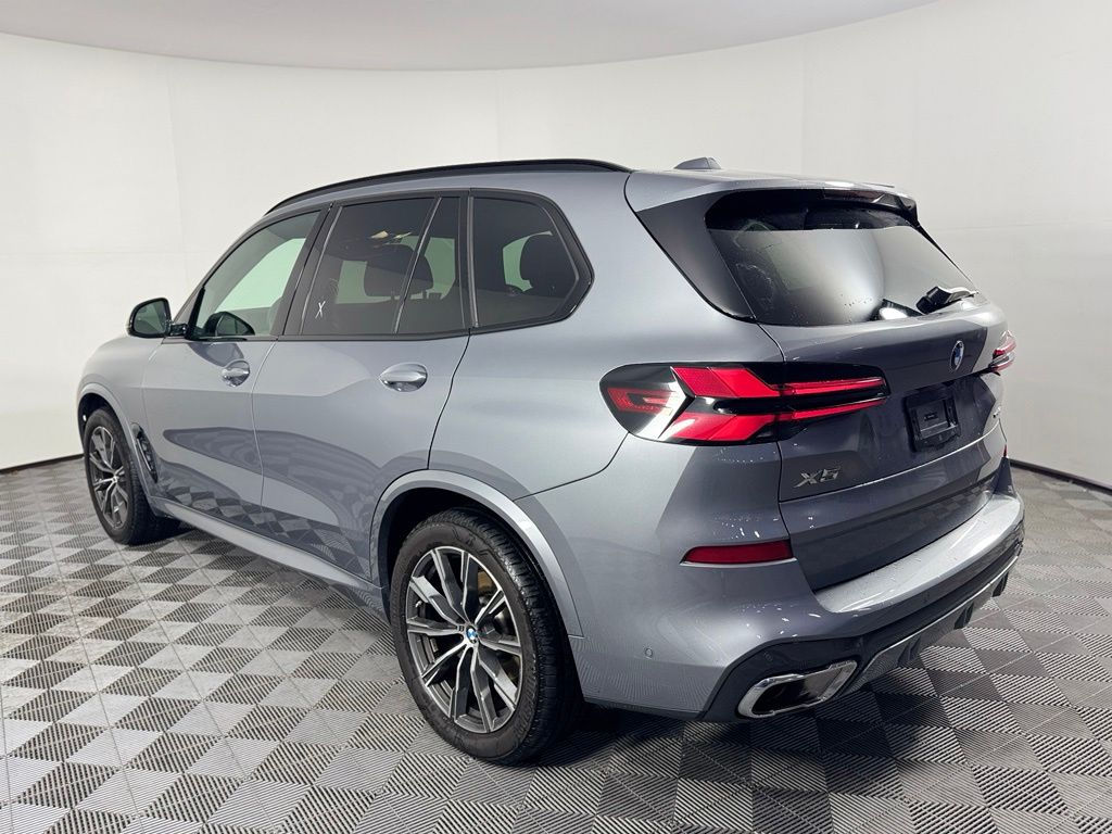 Thumbnail: 2026 BMW X5 - 7