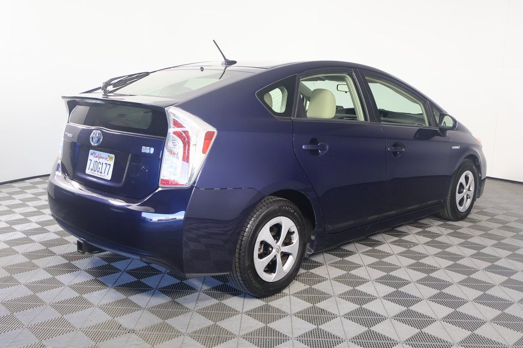 2015 Toyota Prius Three 3