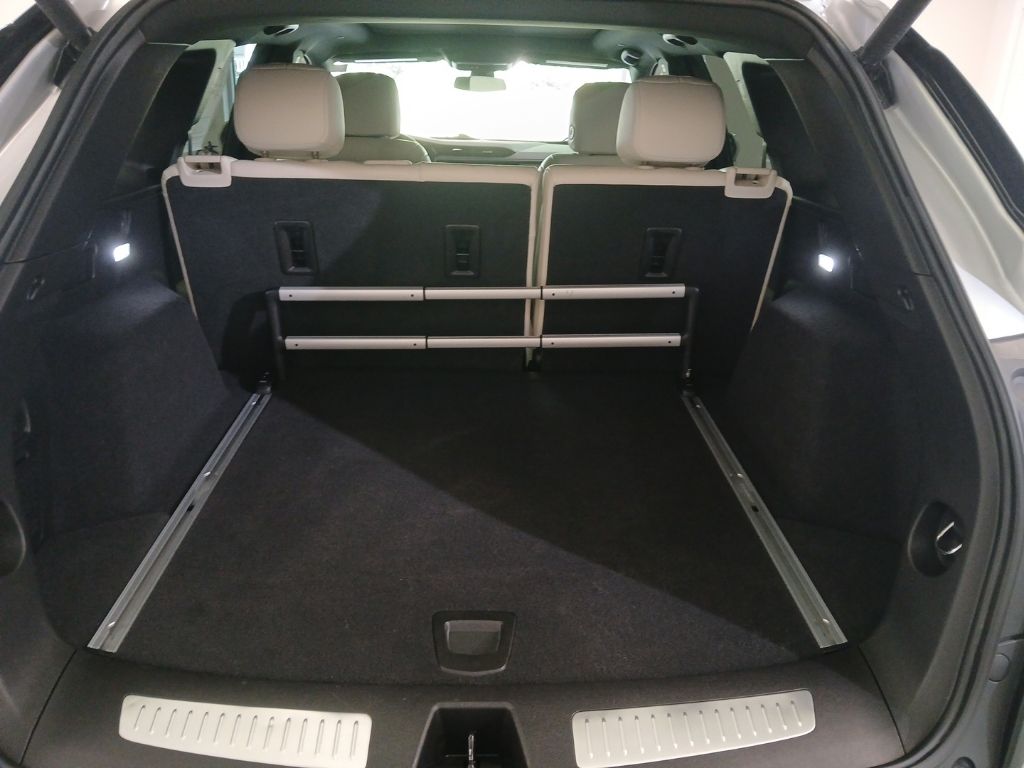 used 2020 Cadillac XT5 car, priced at $27,350