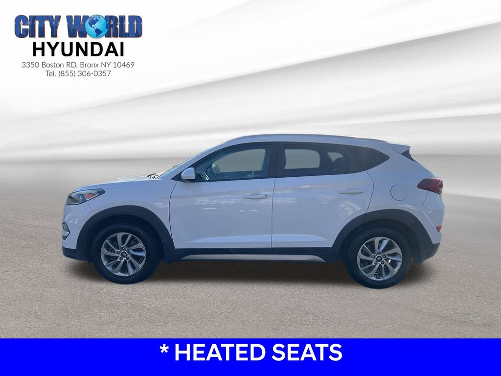 2017 Hyundai Tucson SE 2