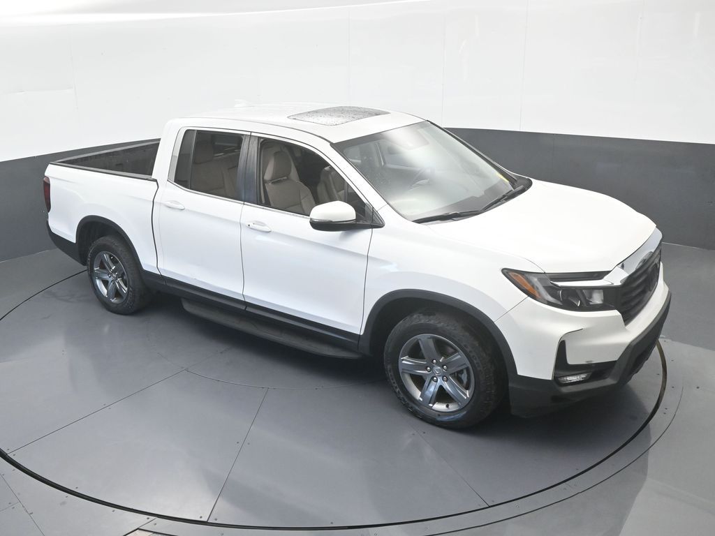 Used 2023 Platinum White Pearl Honda RTL image 59