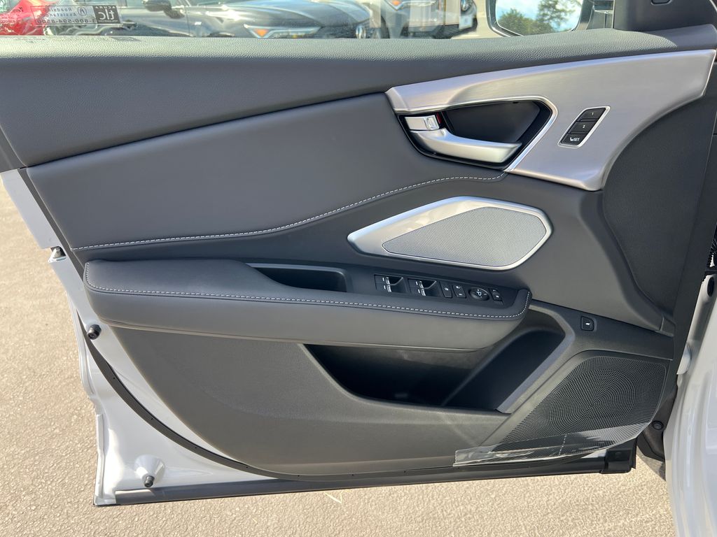 Thumbnail: 2026 Acura RDX - 12