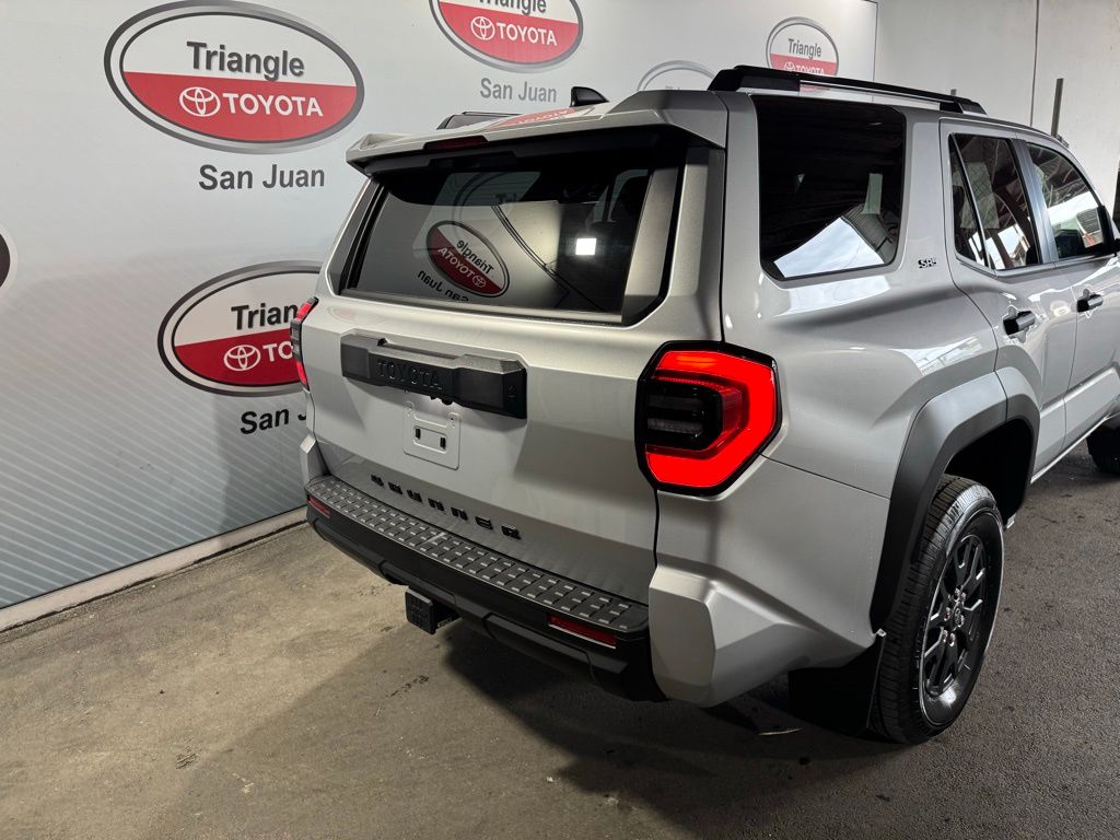 Thumbnail: 2026 Toyota 4Runner - 18