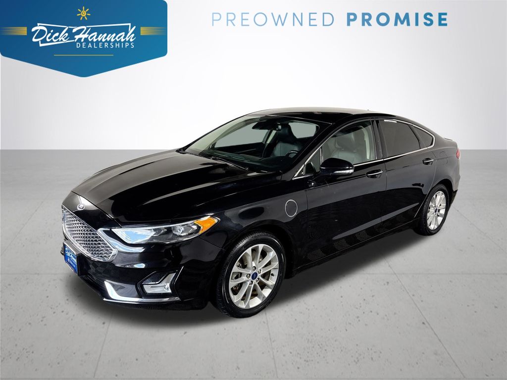 2019 Ford Fusion Energi Titanium FWD