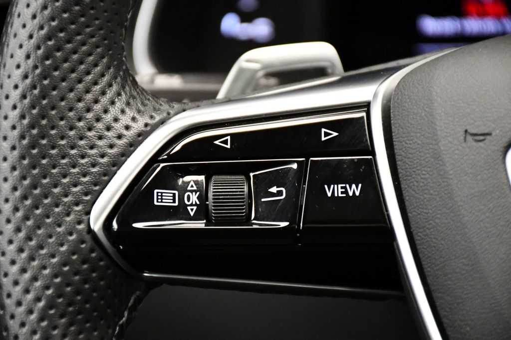 Thumbnail: 2023 Audi RS 7 - 22