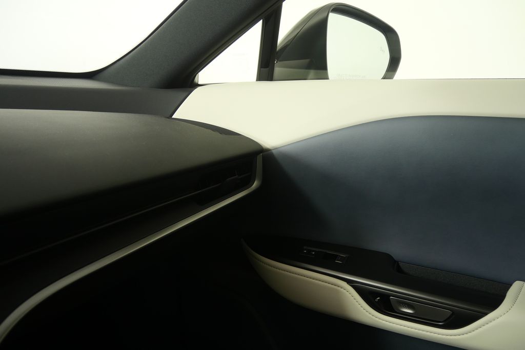 Thumbnail: 2025 Lexus RZ - 32