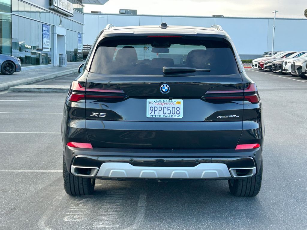 2025 BMW X5 xDrive50e 4