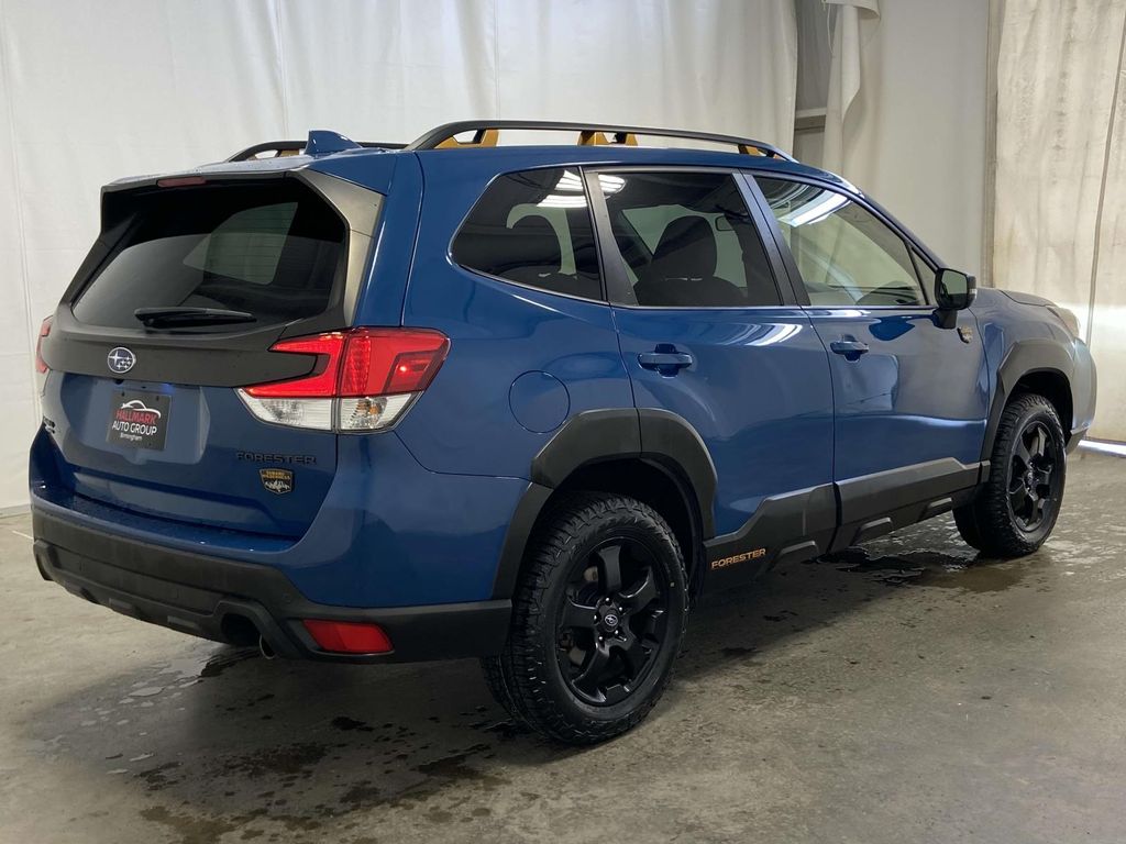 2022 Subaru Forester Wilderness photo 2