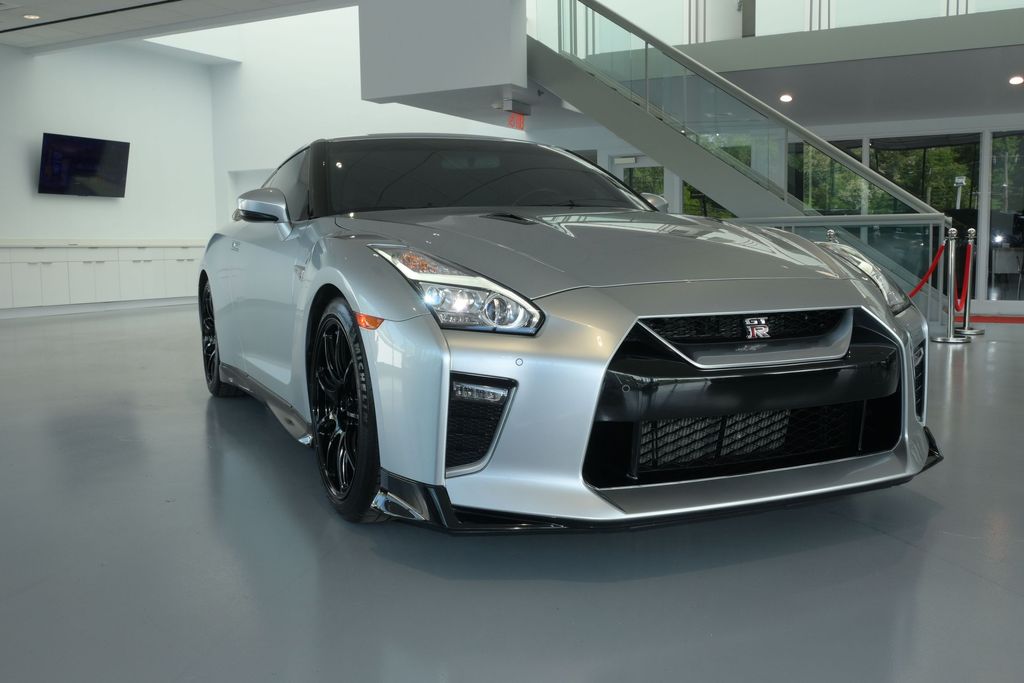 2023 Nissan GT-R Premium