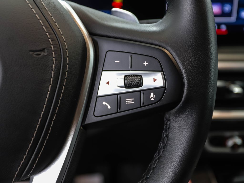 Thumbnail: 2024 BMW X5 - 13