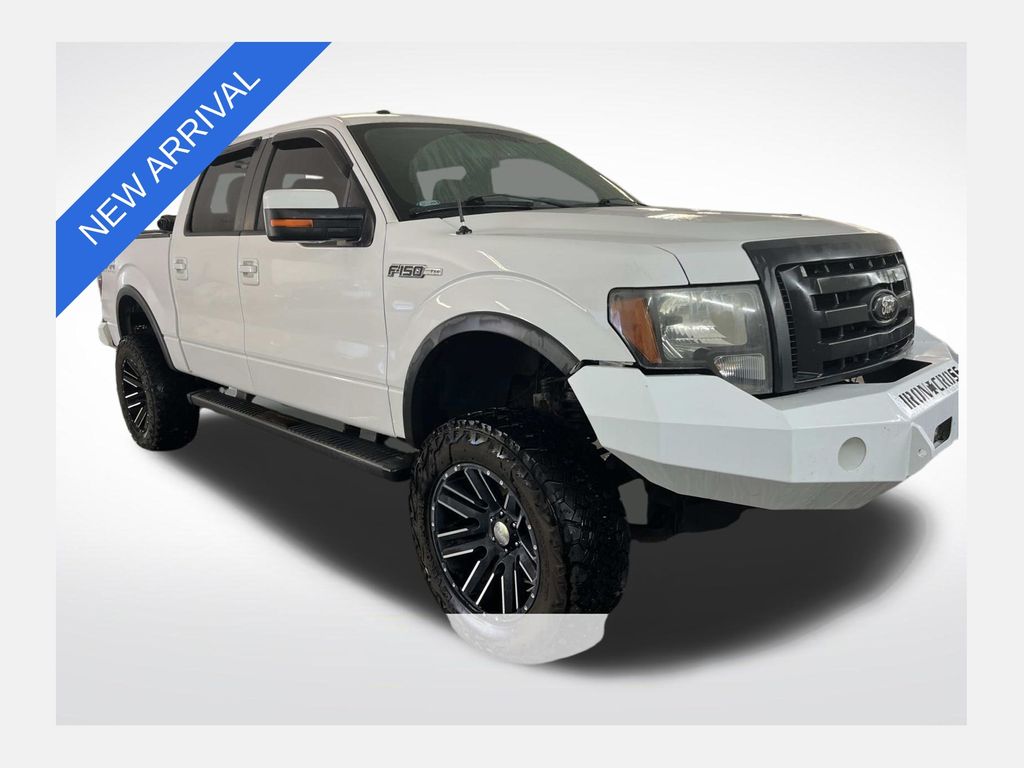 Oxford White 2013 Ford F-150 Pickup Truck Four-Wheel Drive 6-Speed Automatic