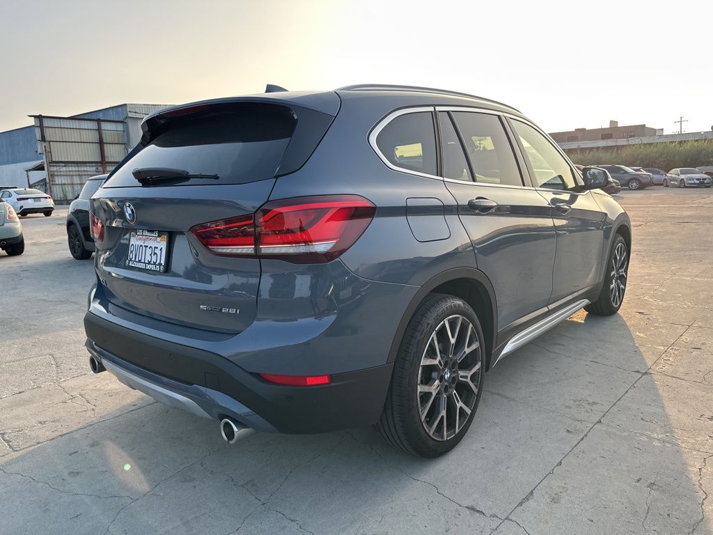 2021 BMW X1 sDrive28i 3