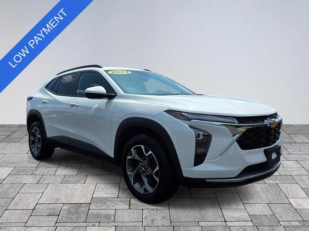 Summit White 2024 Chevrolet Trax LT FWD SUV / Crossover Front-Wheel Drive 6-Speed Automatic