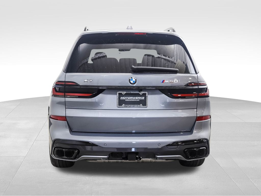 2025 BMW X7 M60i 4