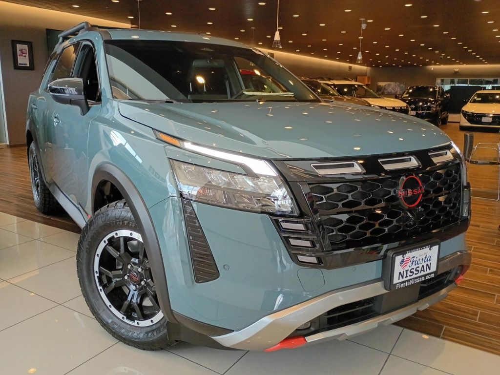 Gun Met/Super B 2026 Nissan Pathfinder Rock Creek 4WD SUV / Crossover All-Wheel Drive 9-Speed Automatic