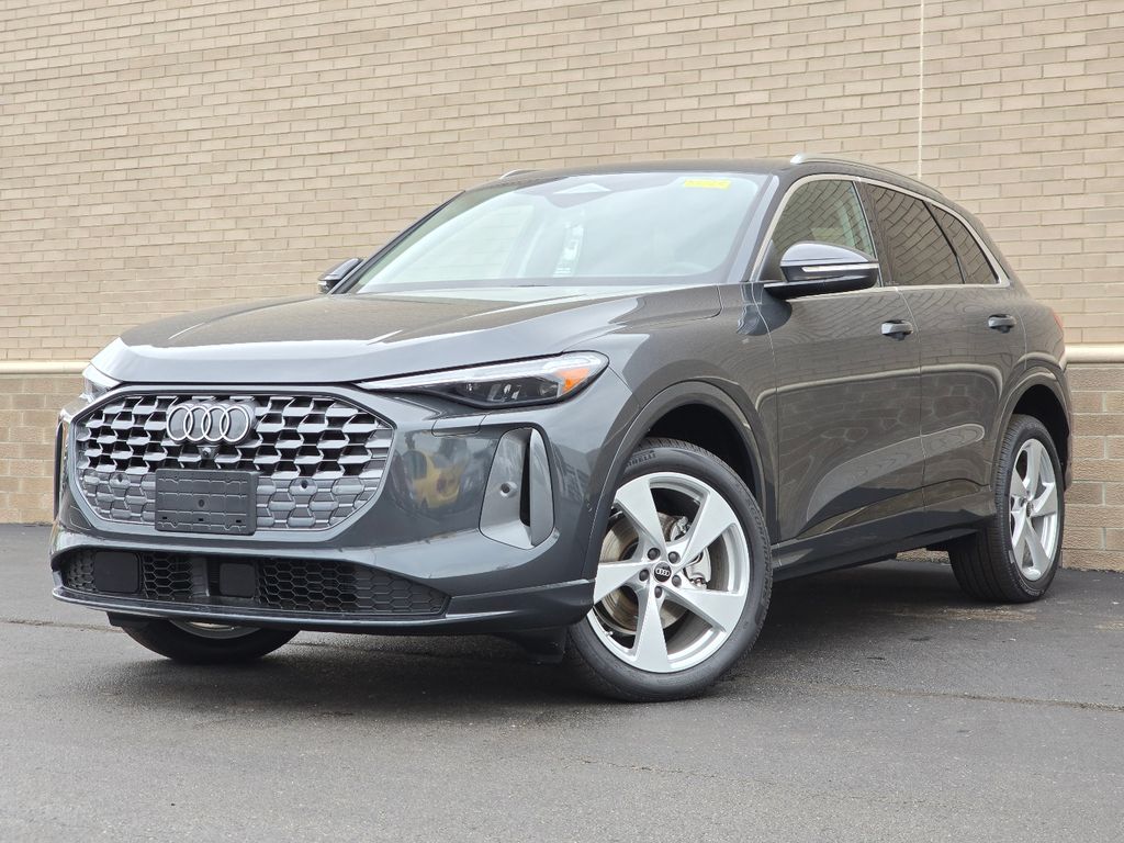  2025 Audi Q5 quattro Premium Plus 40 TFSI   