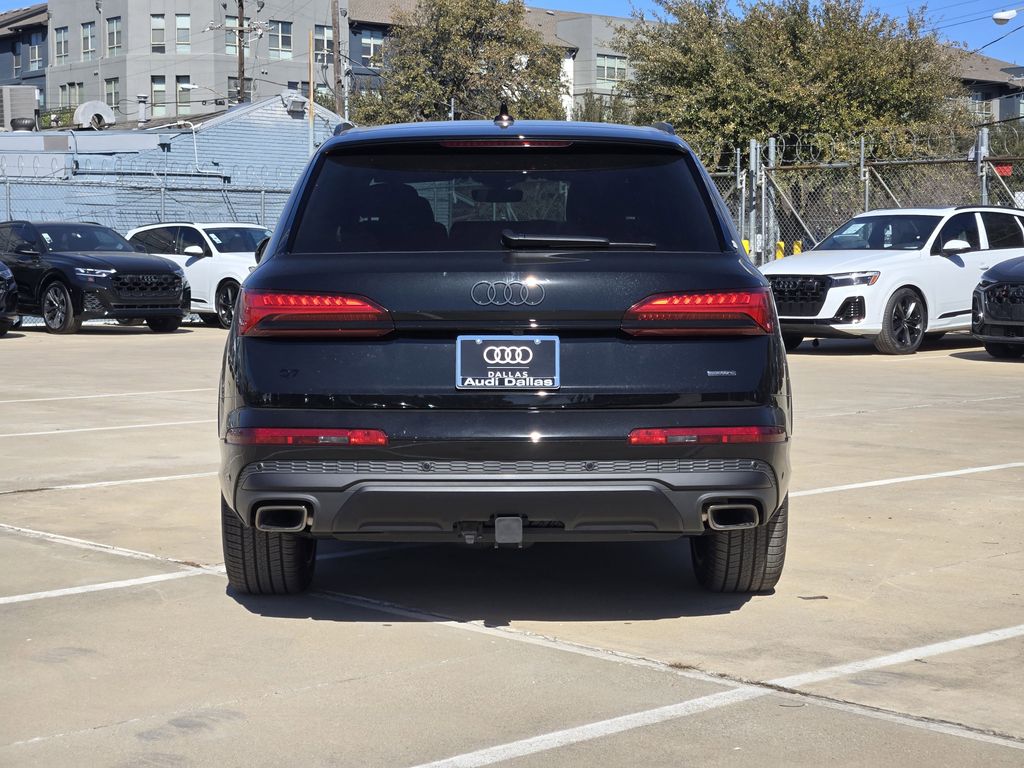 new 2026 Audi Q7 car, priced at $78,295