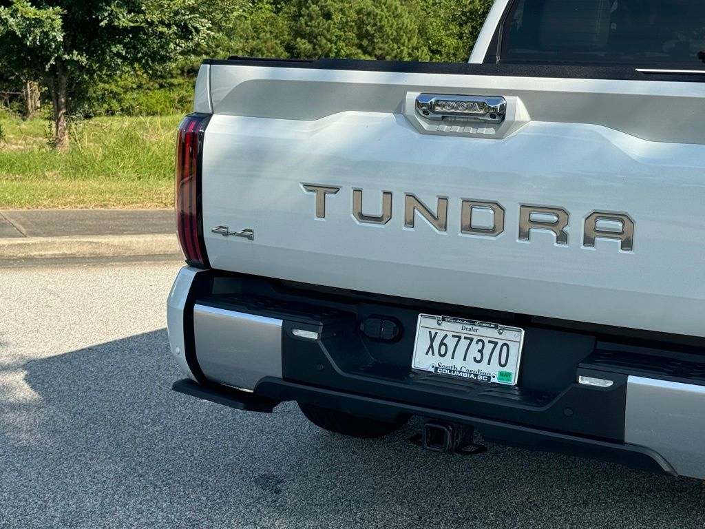 2022 Toyota Tundra Limited 15