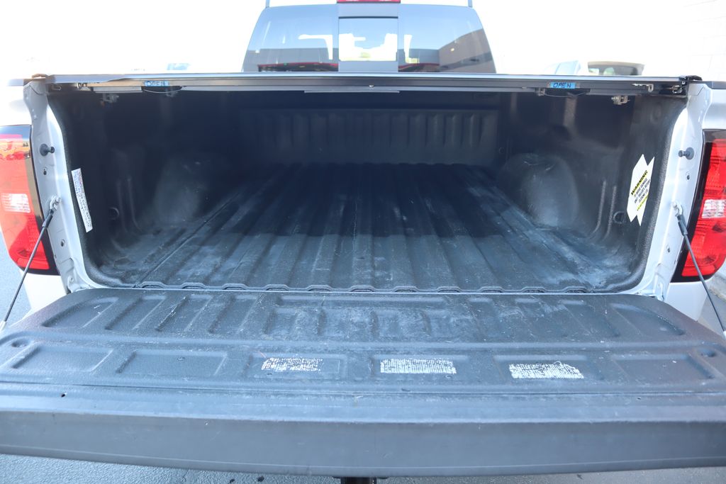 Thumbnail: 2016 Chevrolet Silverado 2500 - 27