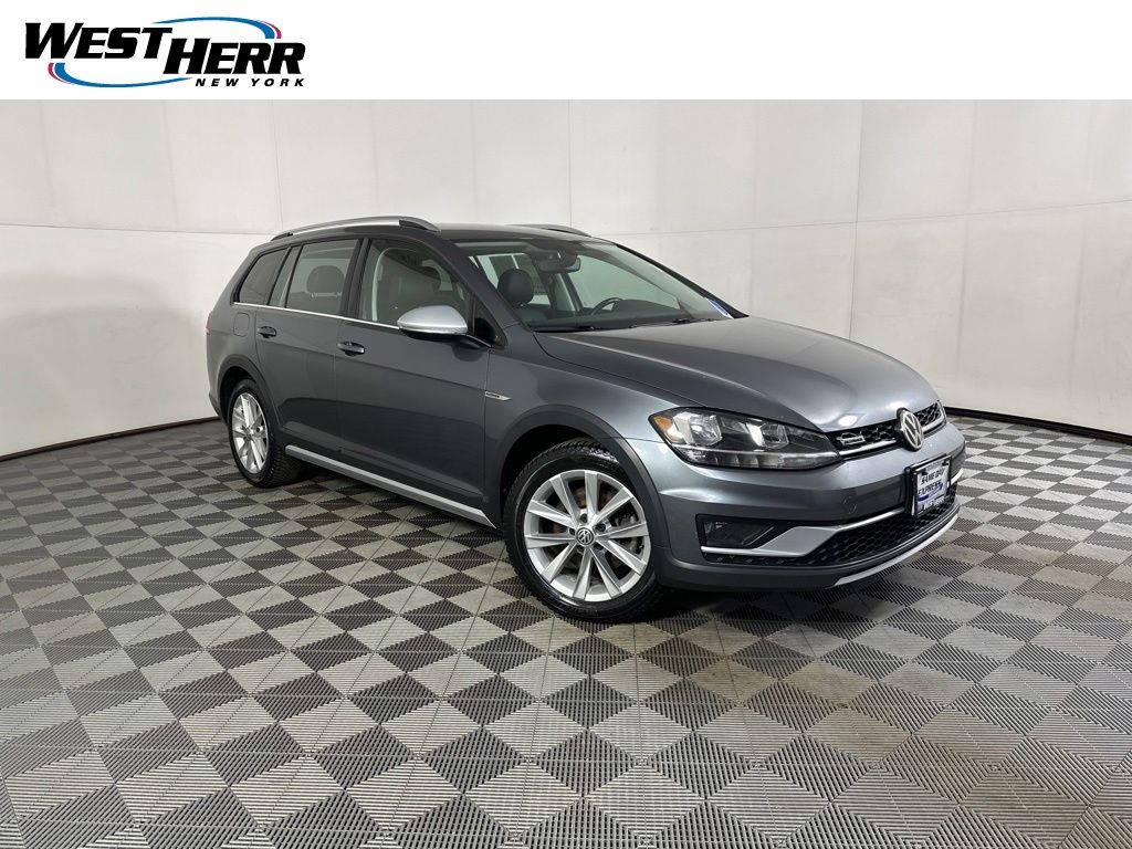 Pre-Owned 2019 Volkswagen Golf Alltrack TSI S 4D Wagon in