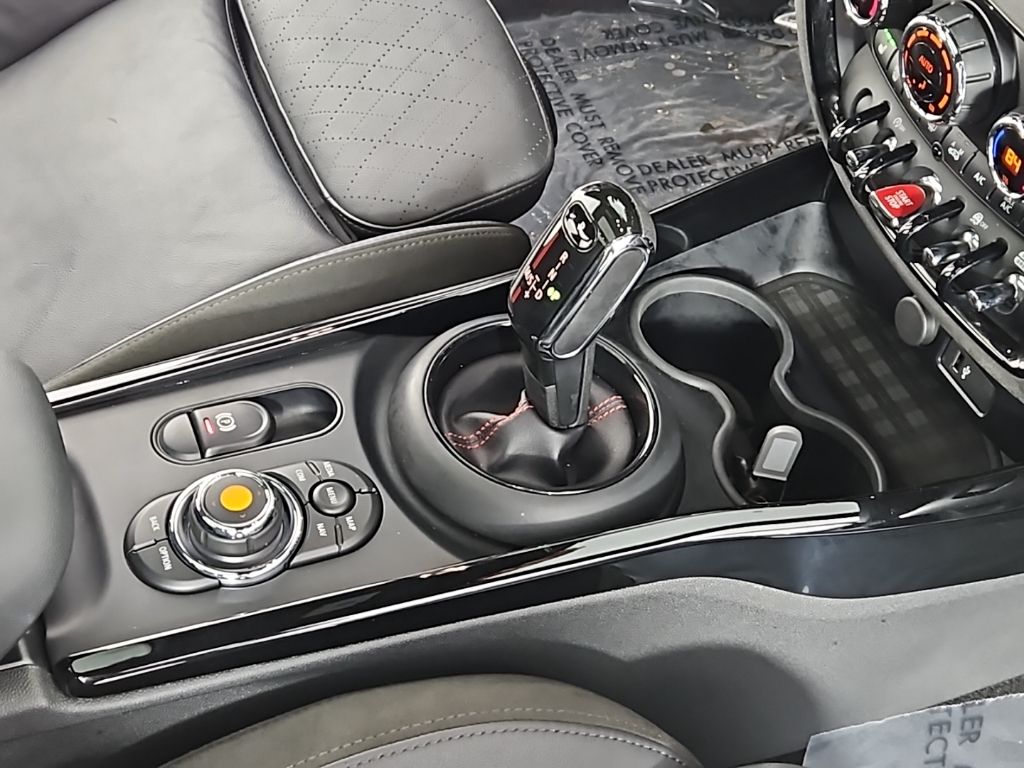 Thumbnail: 2021 MINI Cooper Clubman - 15