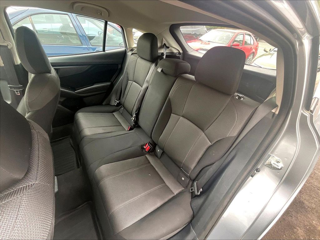 2022 Subaru Impreza — photo 25