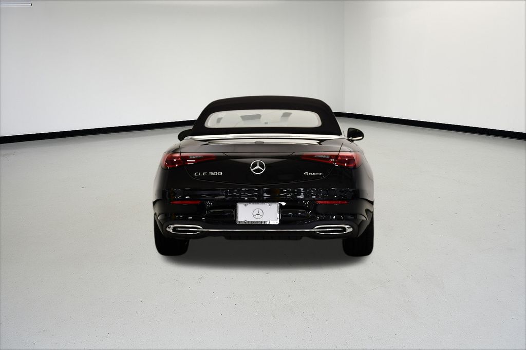 Thumbnail: 2026 Mercedes-Benz CLE - 4