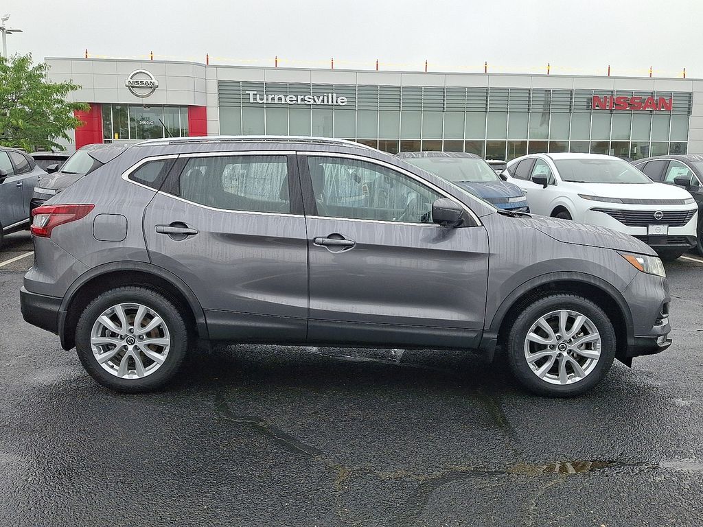 2022 Nissan Rogue Sport SV 7
