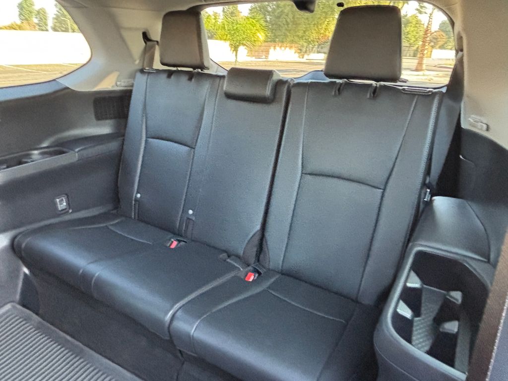 Thumbnail: 2024 Toyota Grand Highlander - 29