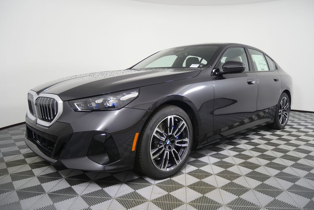 Thumbnail: 2026 BMW 5 Series - 7