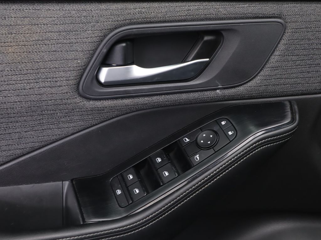 Thumbnail: 2023 Nissan Rogue - 23