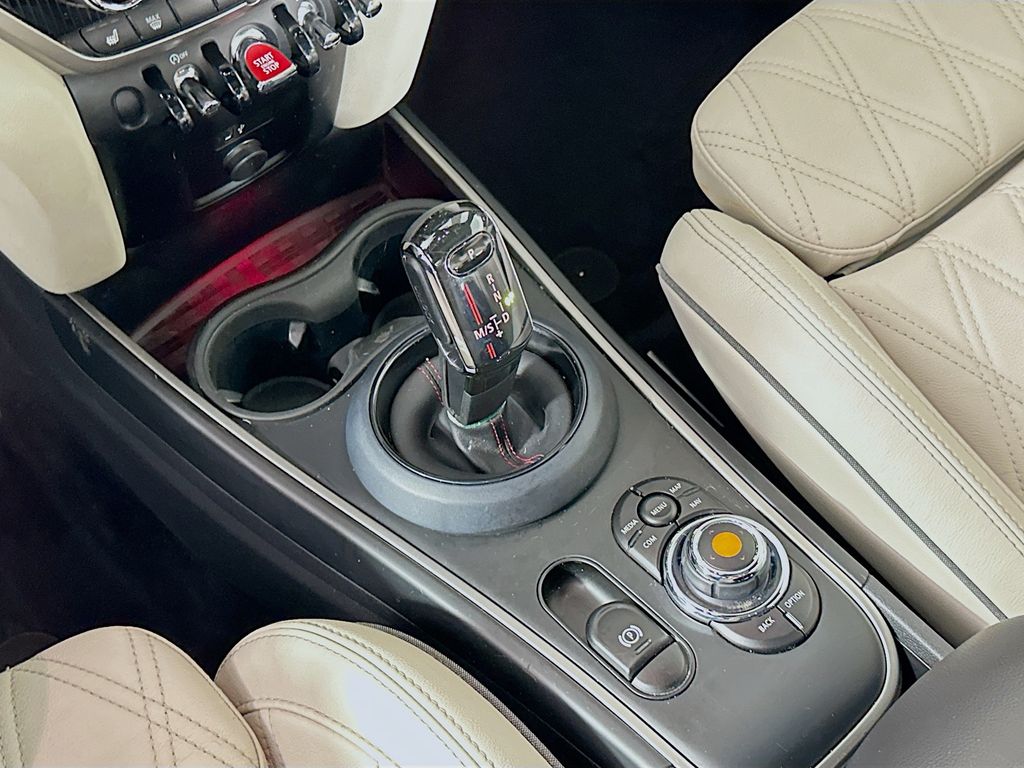 Thumbnail: 2020 MINI Cooper Countryman - 17