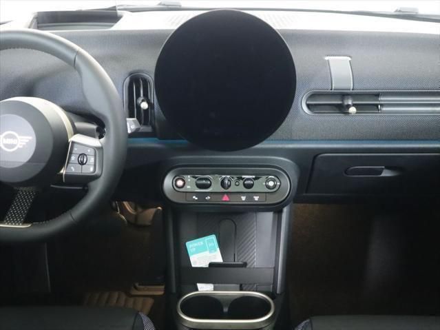 Thumbnail: 2026 MINI Cooper - 10