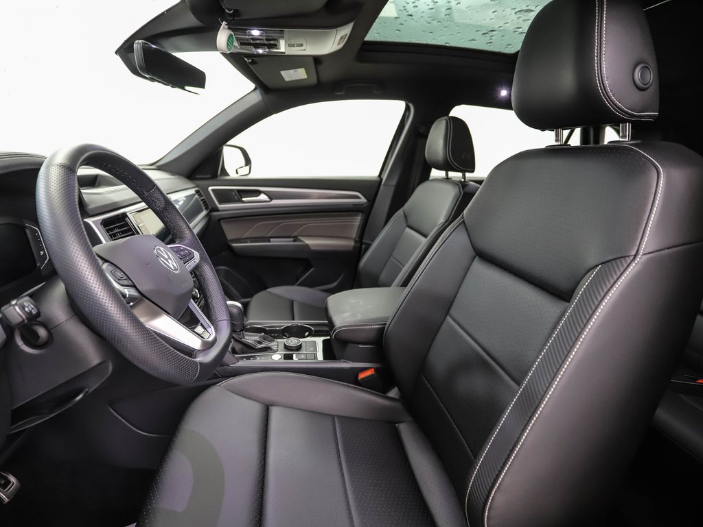 Thumbnail: 2023 Volkswagen Atlas - 11