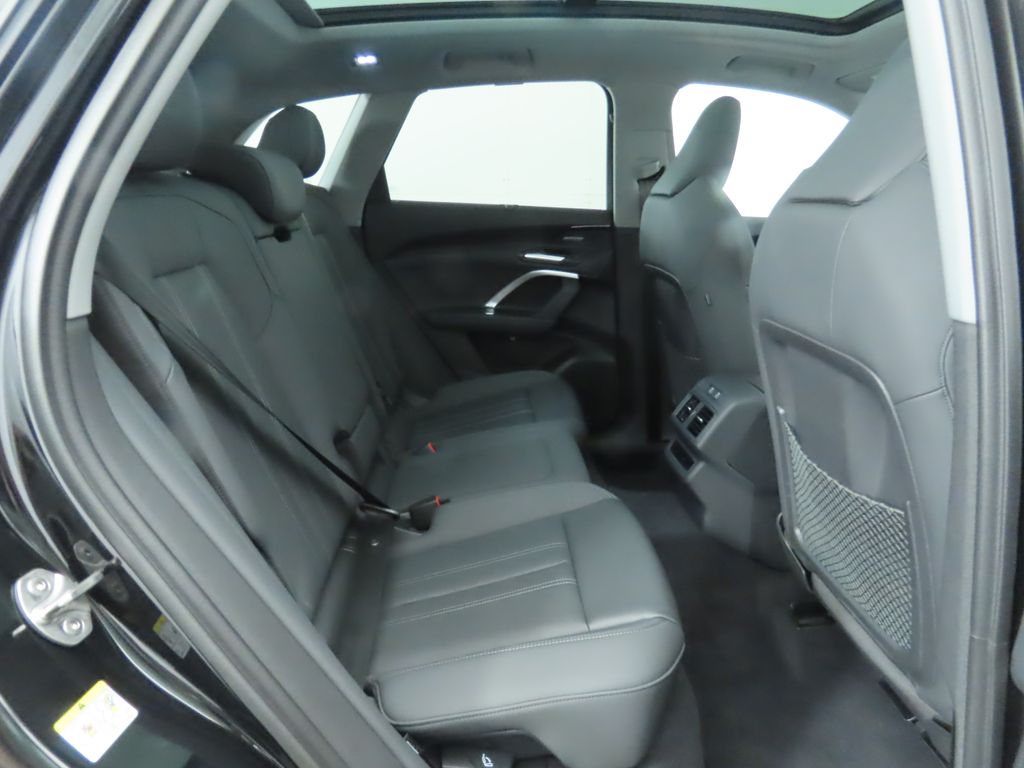 2025 Audi Q5 Premium 24