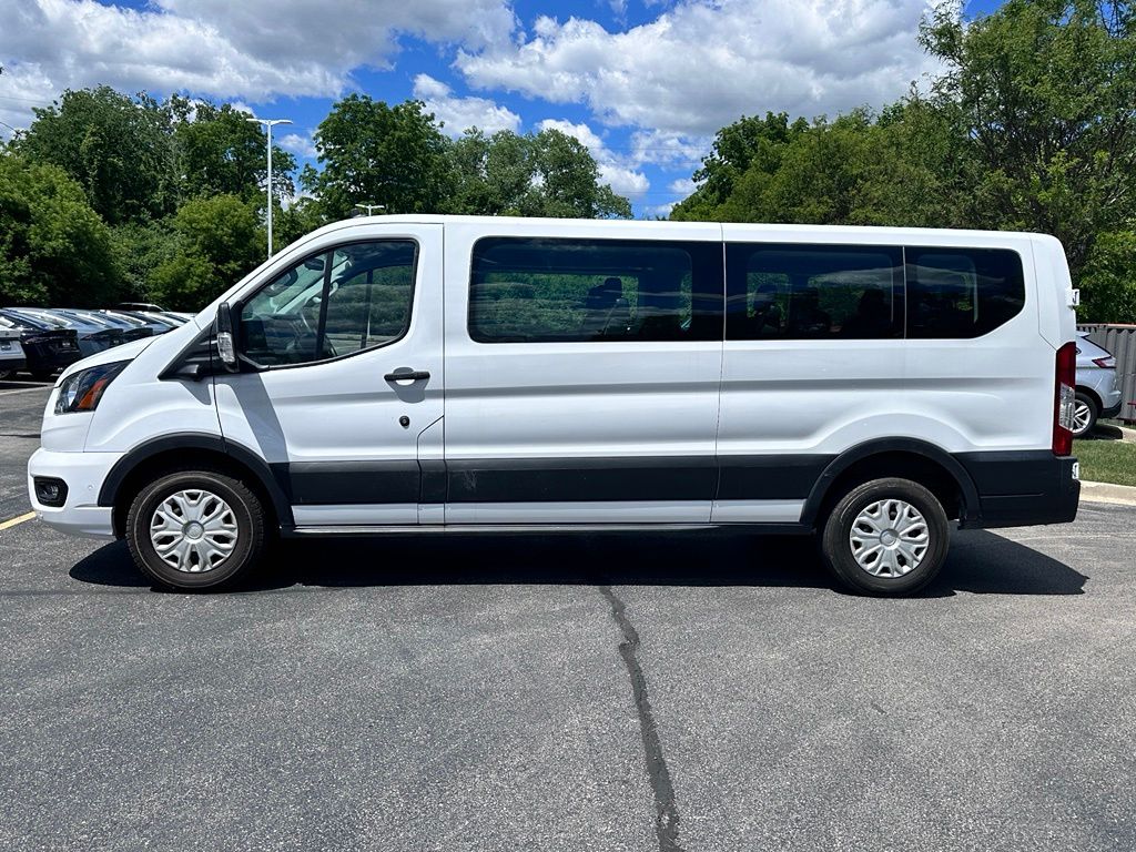 Used 2023 Oxford White Ford XLT image 8