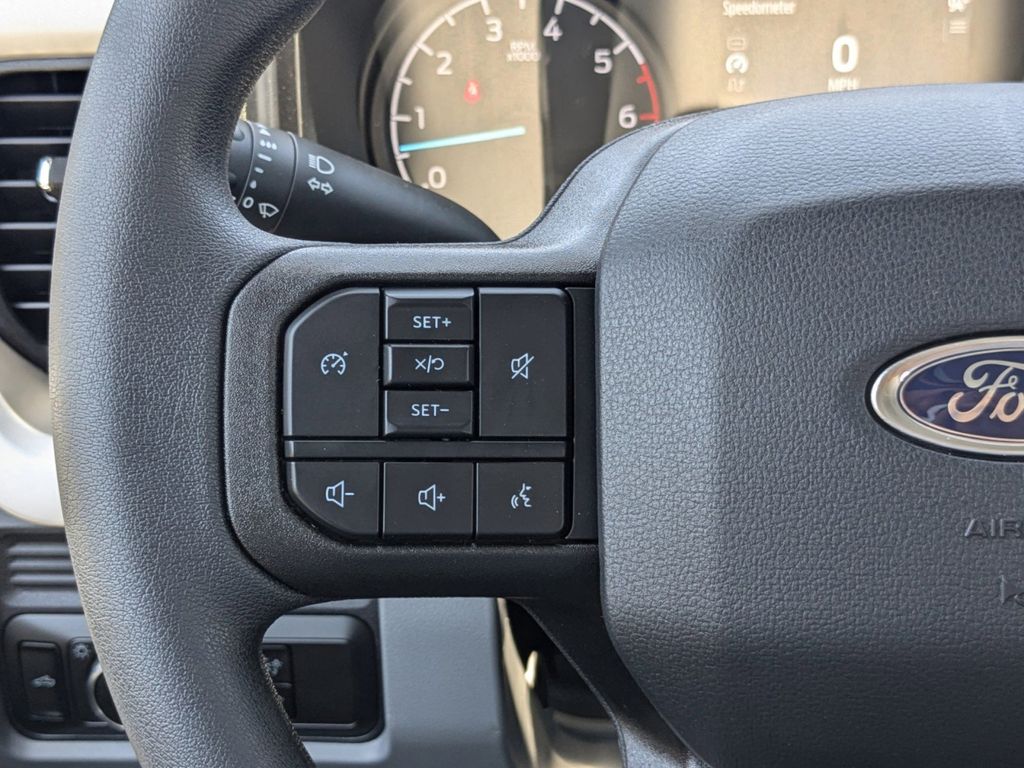 2025 Ford F-250 Super Duty XL