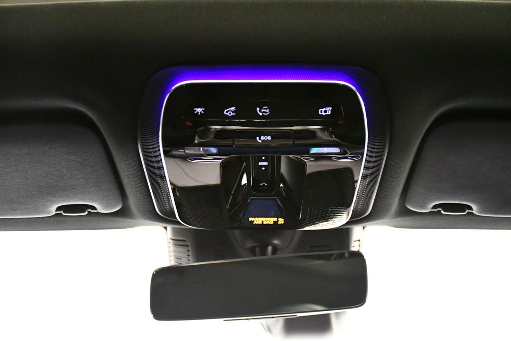 Thumbnail: 2025 Mercedes-Benz GLC - 18